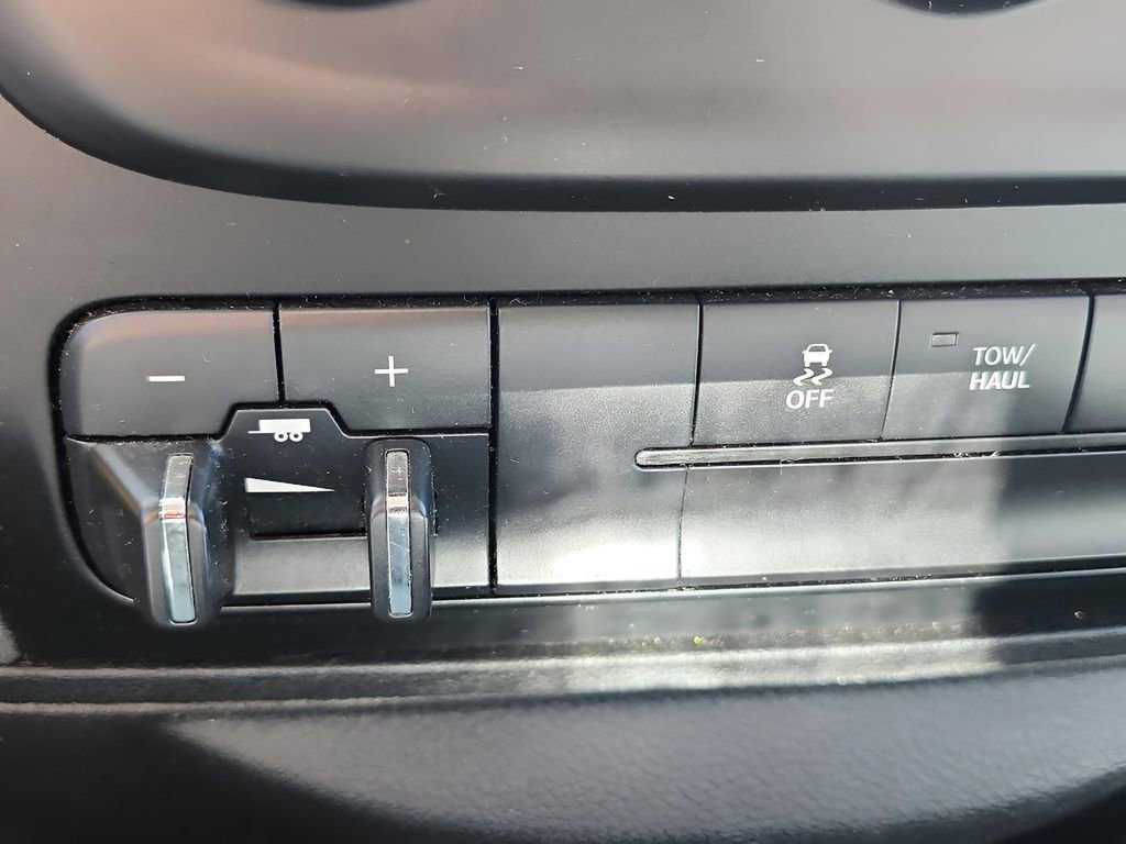 Used 2013 RAM 1500 Express image 28