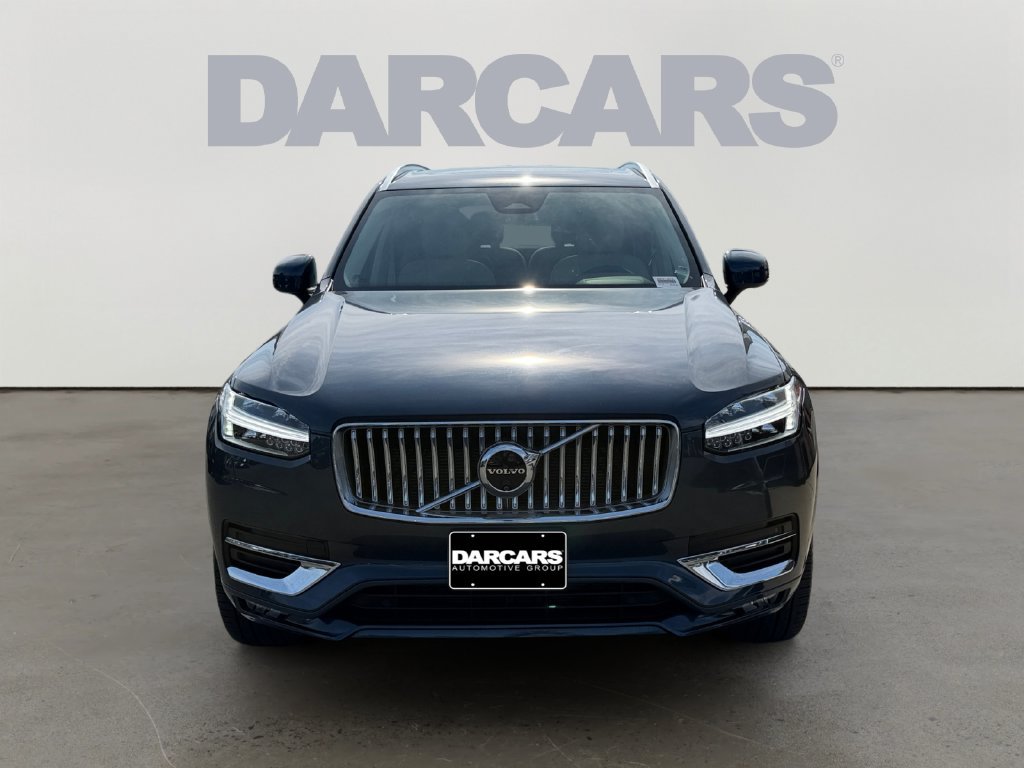 Certified 2024 Volvo XC90 B6 Plus AWD/4WD image 2