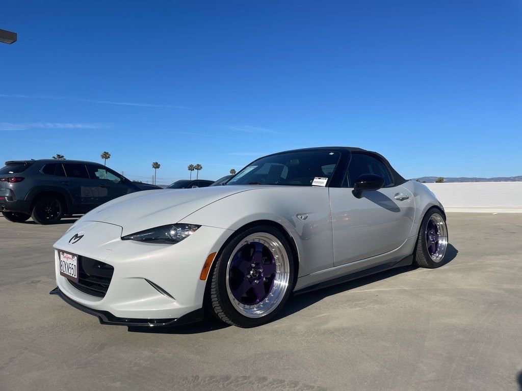 Used 2016 MAZDA MX-5 Miata Club RWD image 6