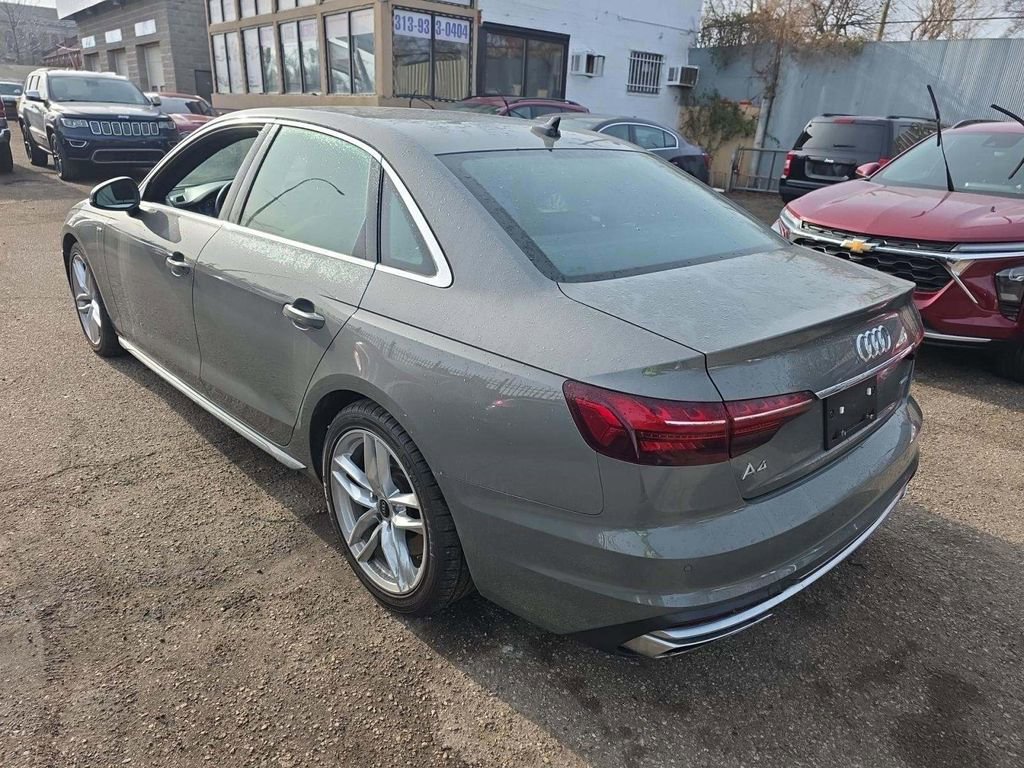 Used 2024 Audi A4 2.0T Premium Plus image 3