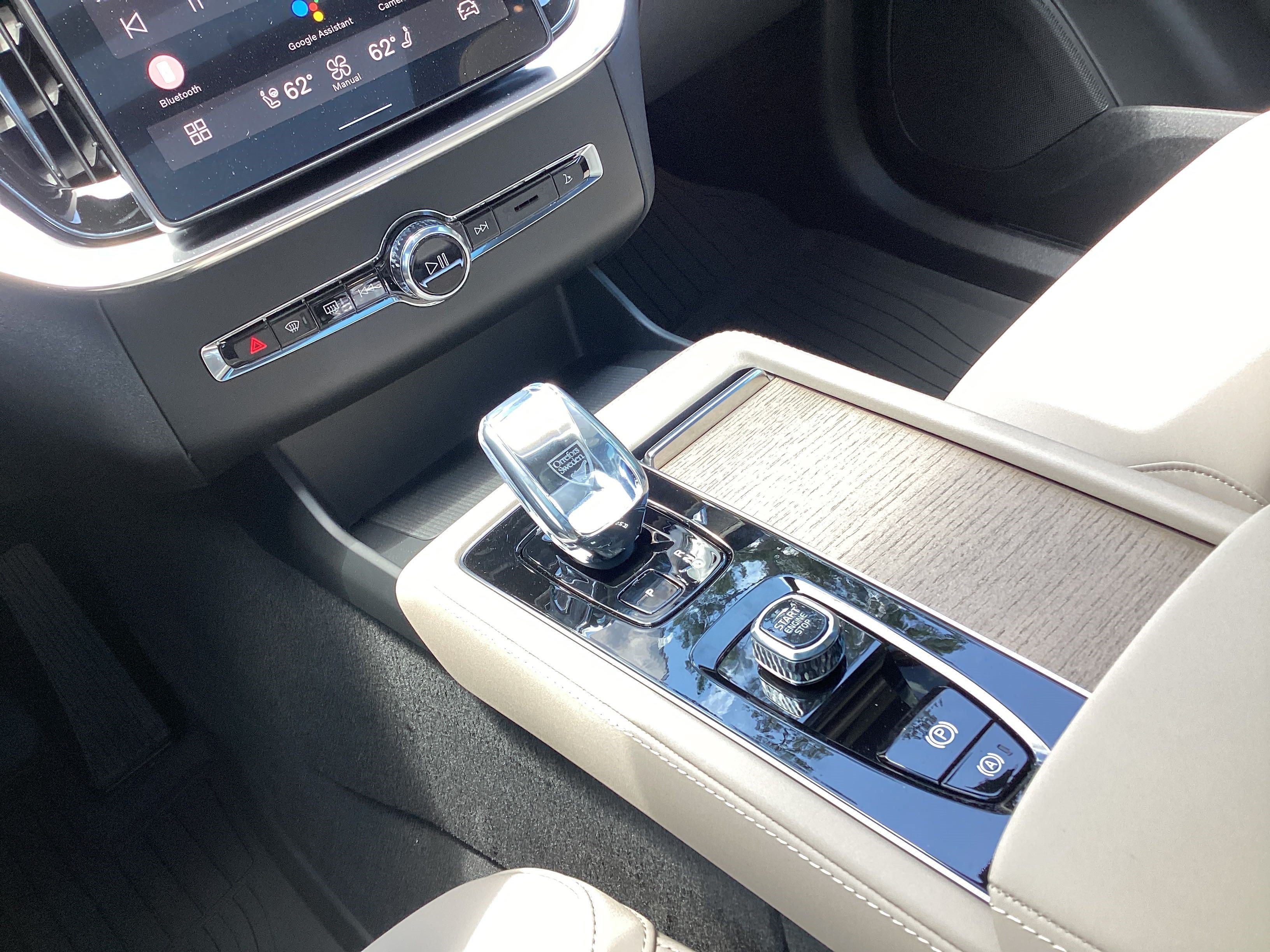 Certified 2026 Volvo XC90 B6 Plus w/ Protection Package Premier AWD/4WD image 29