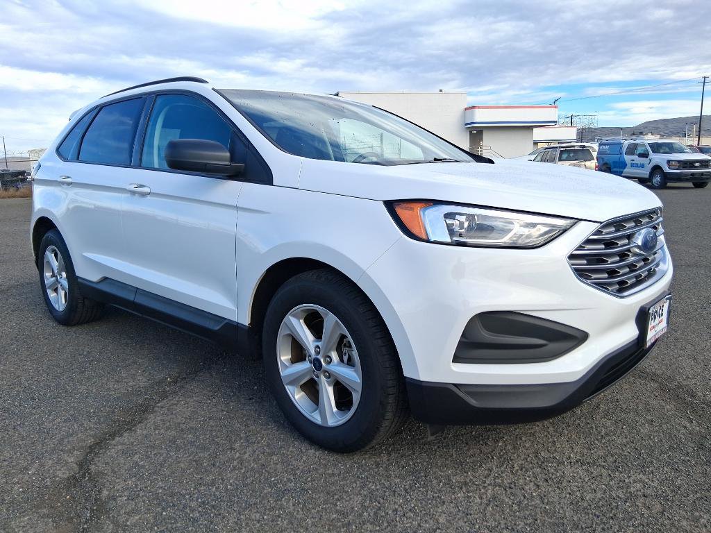 Used 2020 Ford Edge SE image 1