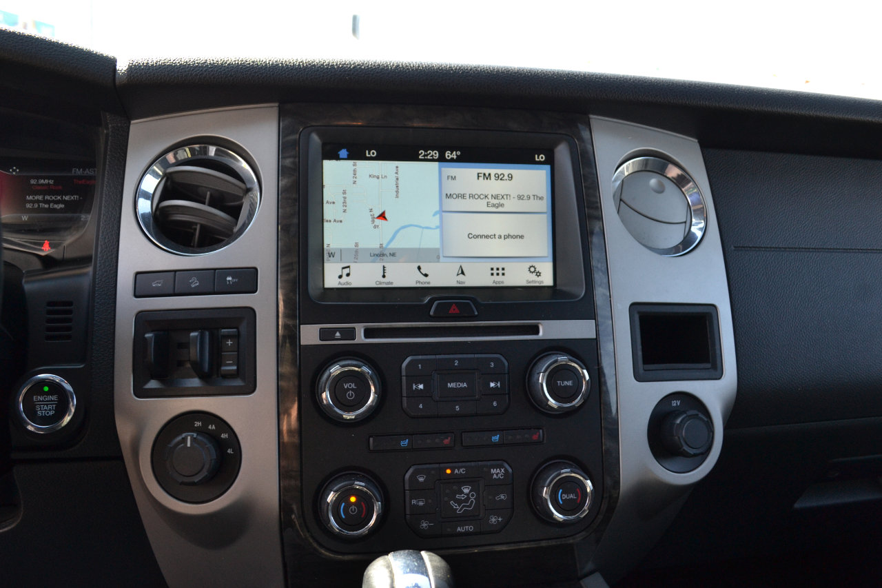 Used 2016 Ford Expedition Limited w/ Equipment Group 301A image 19