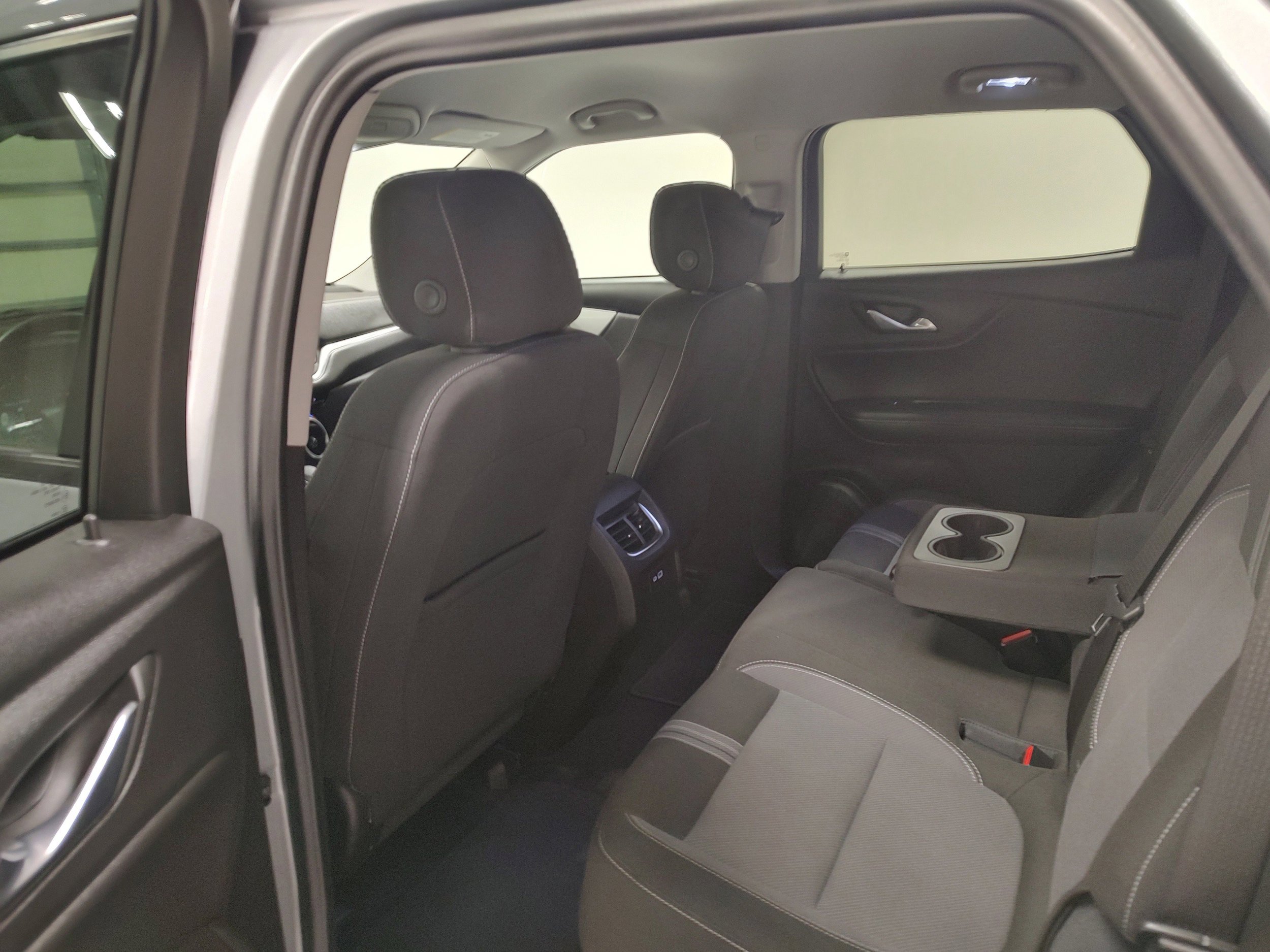 Used 2025 Chevrolet Blazer LT image 11