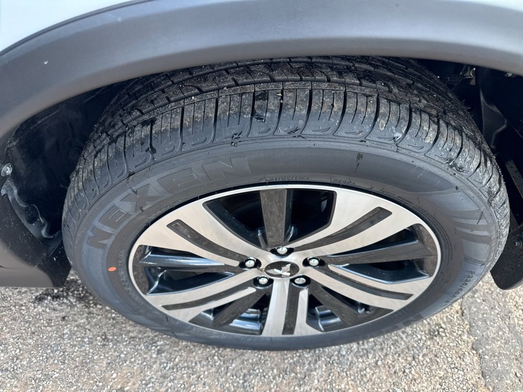 New 2027 Mitsubishi Outlander Sport SE FWD image 37
