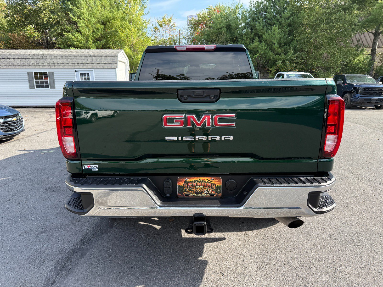 Used 2025 GMC Sierra 2500 Pro w/ Convenience Package AWD/4WD image 4