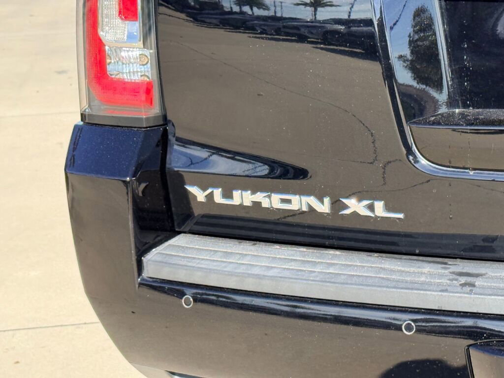 Used 2019 GMC Yukon XL SLE w/ Convenience Package image 11