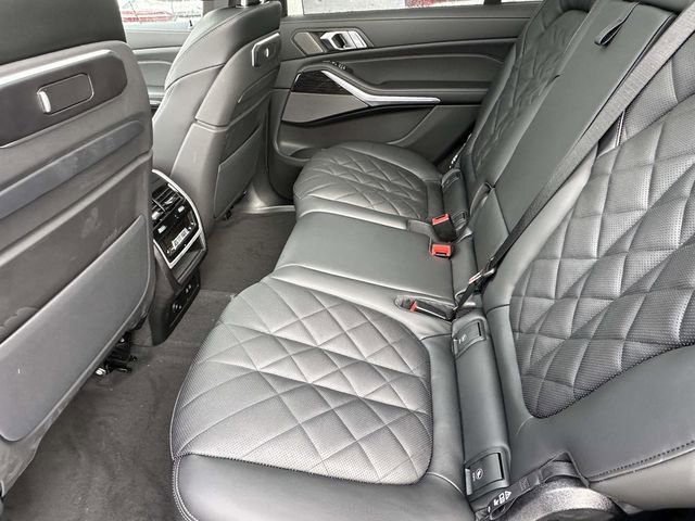 New 2026 BMW X7 xDrive40i w/ M Sport Package image 8