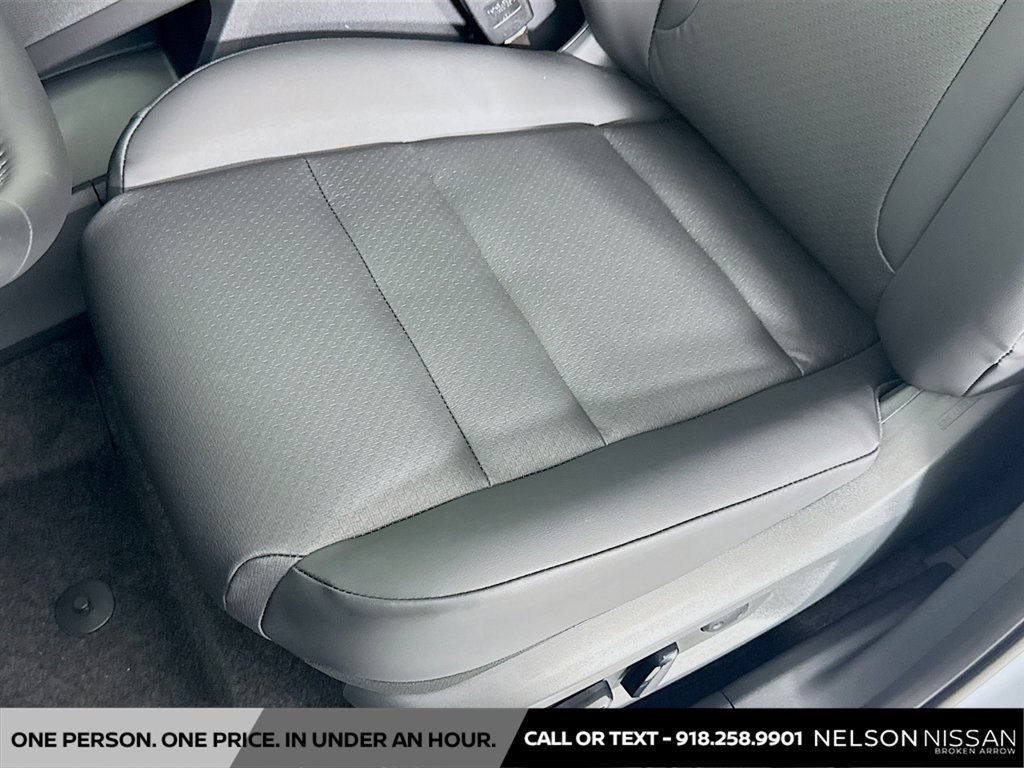 New 2026 Nissan Rogue Dark Armor FWD image 18