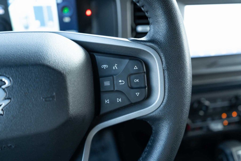 Used 2022 Ford Bronco Outer Banks image 18