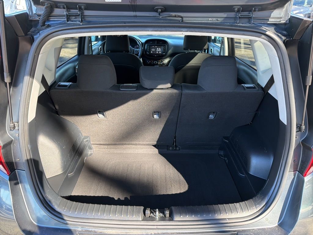 Used 2020 Kia Soul LX image 24