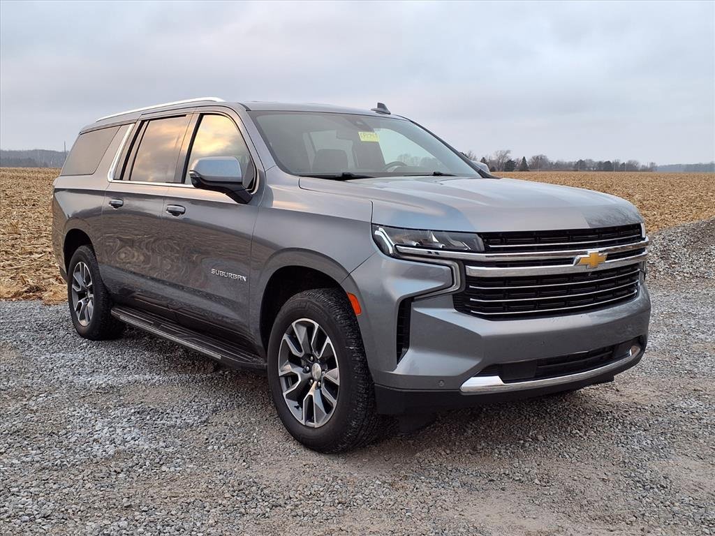 Used 2021 Chevrolet Suburban LT w/ LT Signature Package image 2