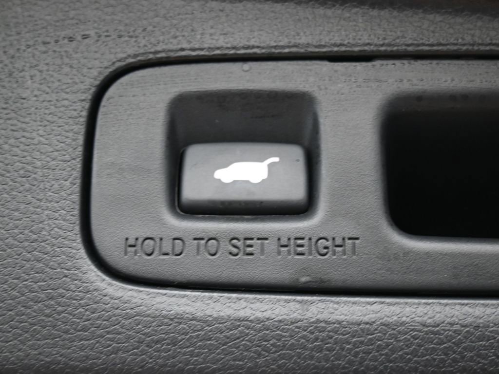 Used 2024 Honda CR-V EX-L image 17
