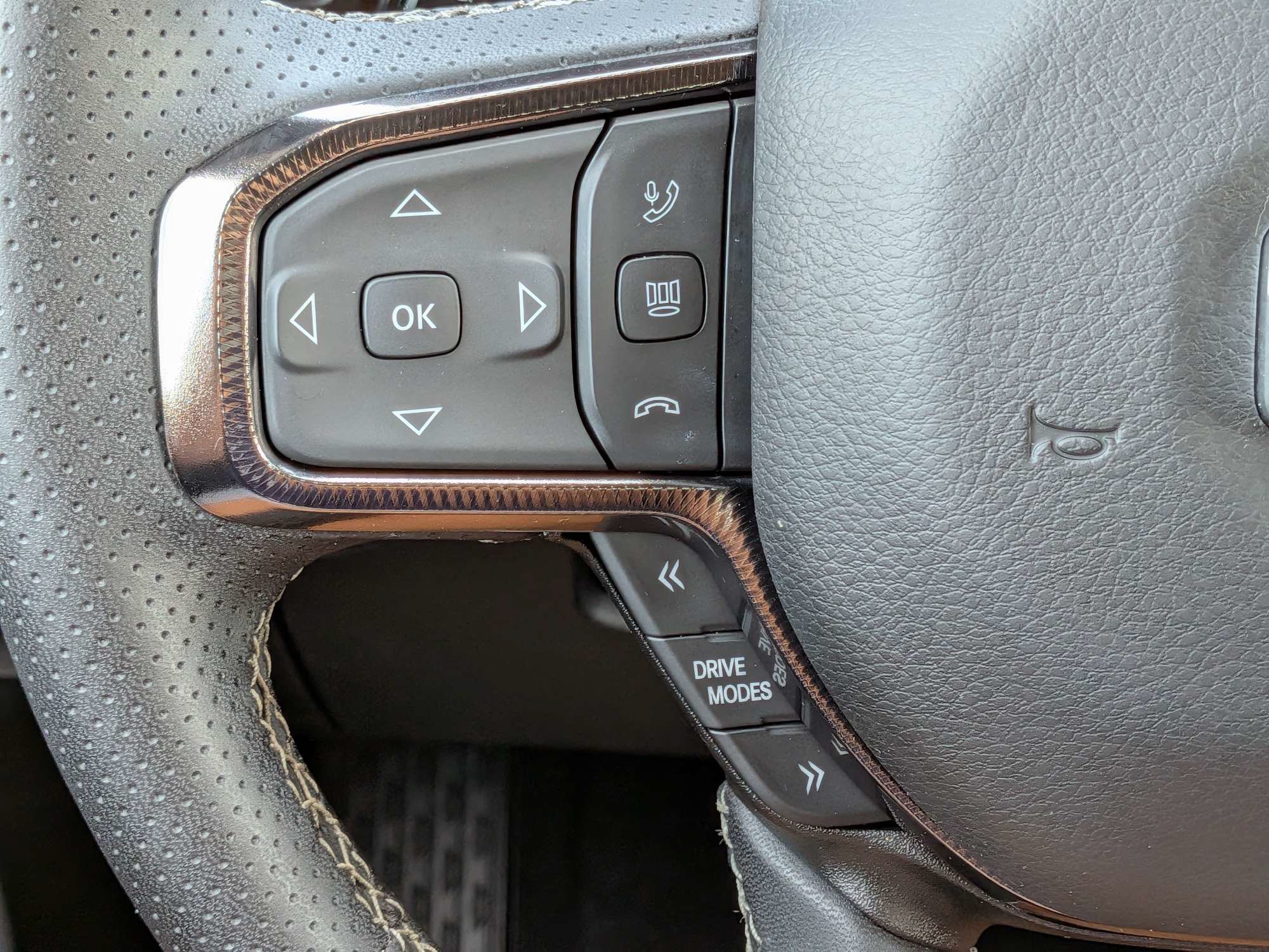 Used 2025 RAM 1500 Rebel w/ Rebel Level 2 Equipment Group AWD/4WD image 32
