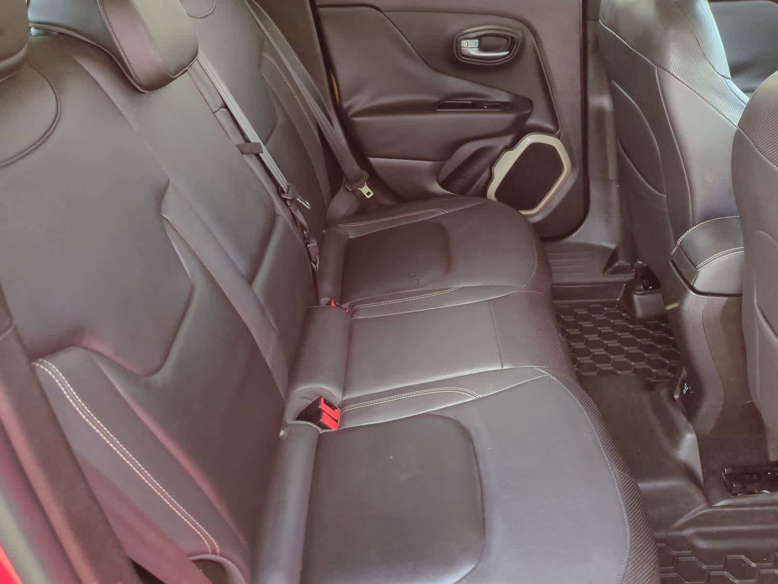Used 2015 Jeep Renegade Limited FWD image 20
