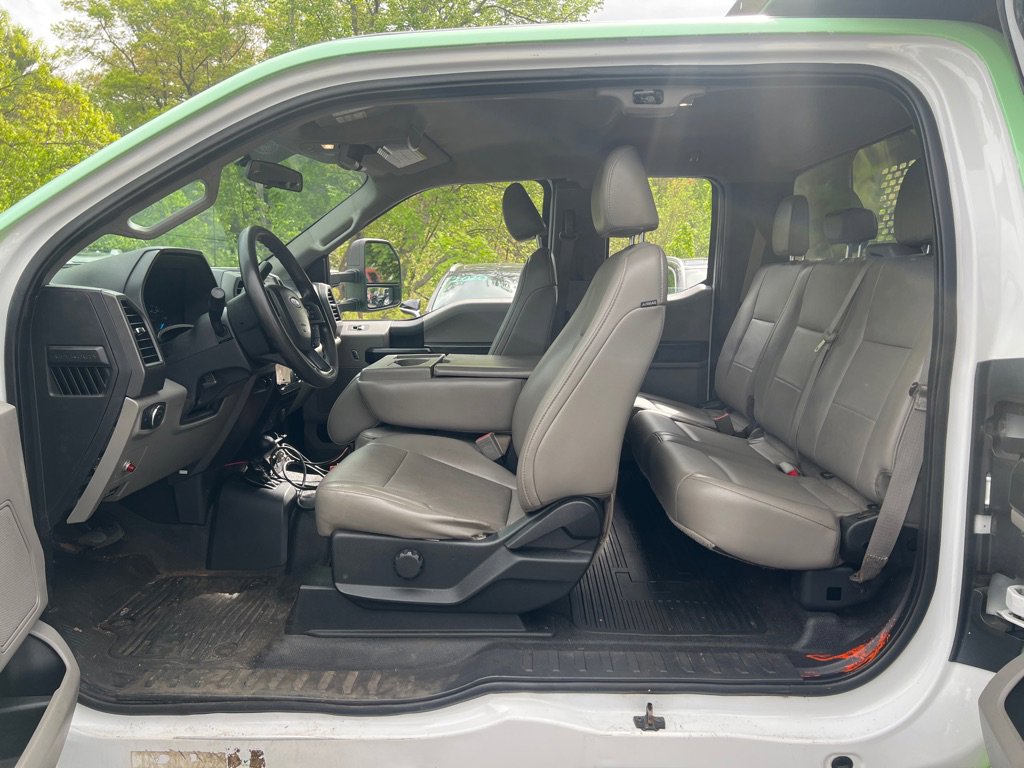 Used 2018 Ford F550 4x4 SuperCab Super Duty image 18