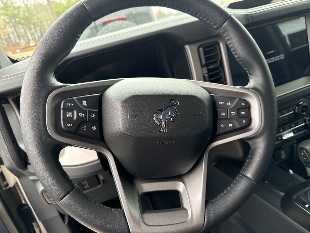 New 2025 Ford Bronco Outer Banks image 23