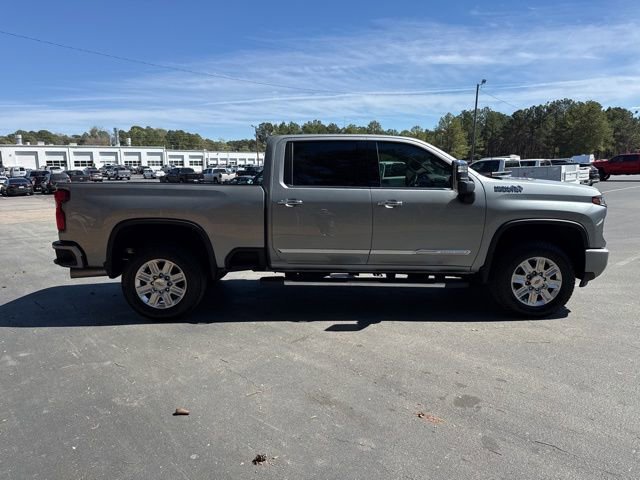 Used 2024 Chevrolet Silverado 2500 High Country w/ Technology Package image 6
