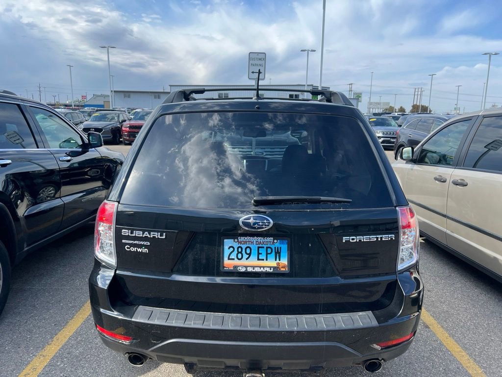 Used 2013 Subaru Forester 2.5X Premium w/ All-Weather Plus Pkg AWD/4WD image 3