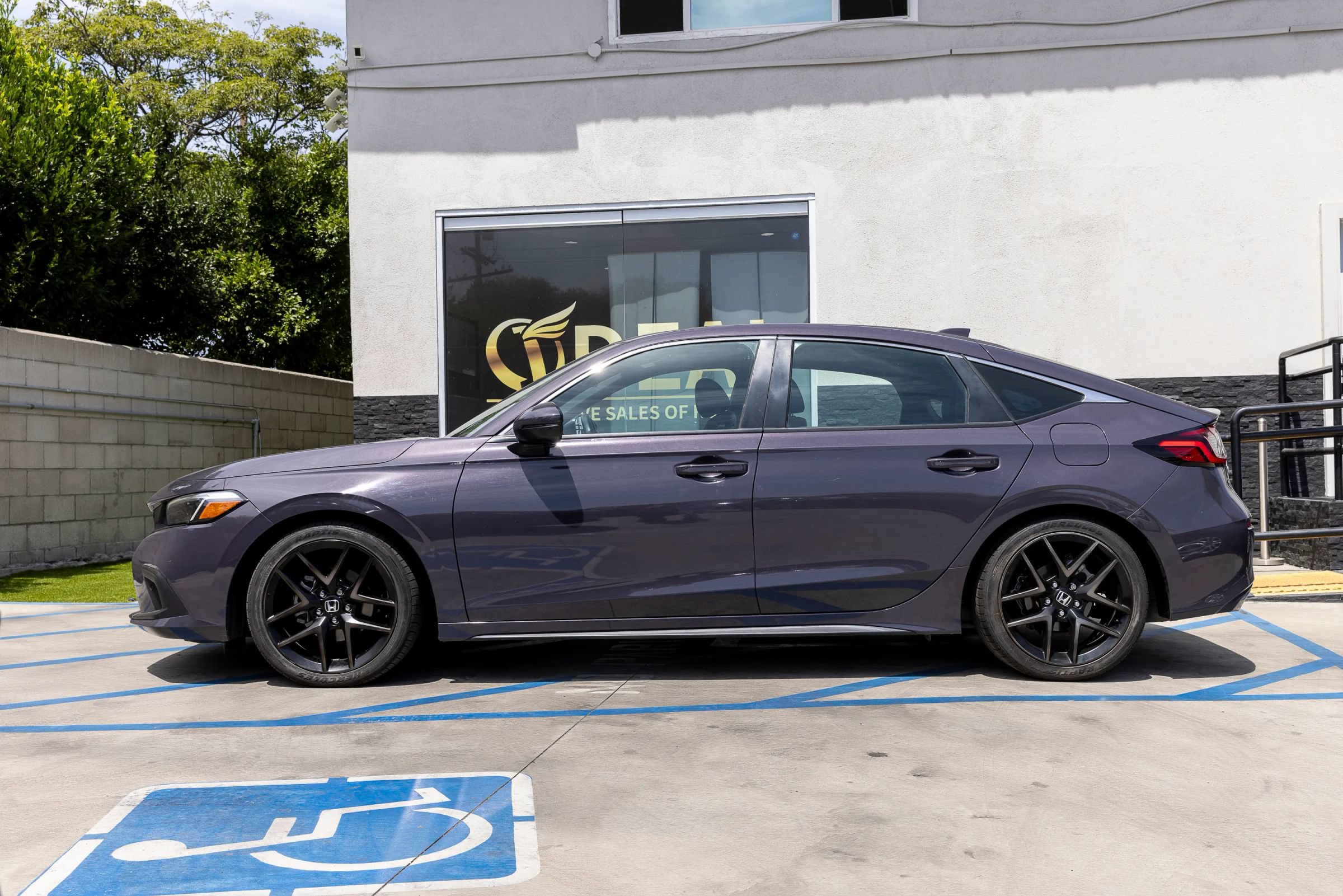 Used 2022 Honda Civic Sport Touring image 9