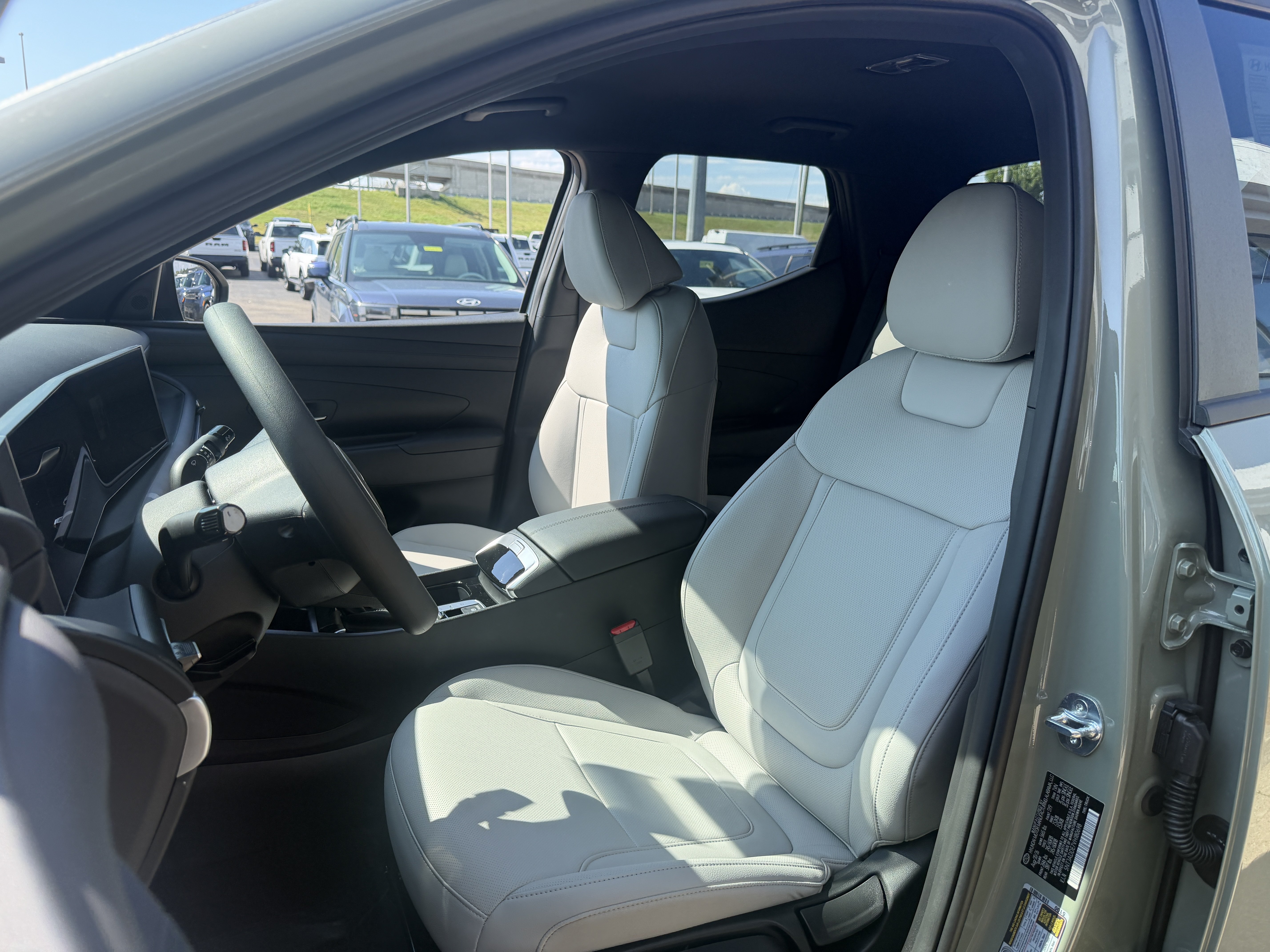 New 2027 Hyundai Santa Cruz SE AWD/4WD image 28