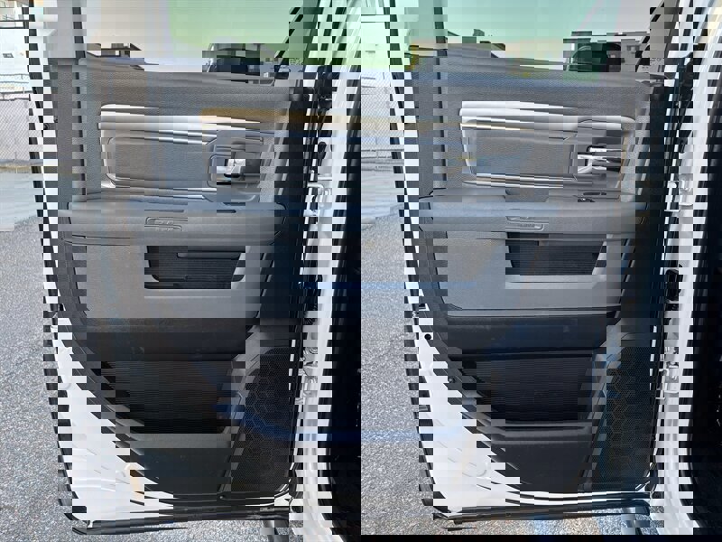 Used 2018 RAM 2500 Lone Star image 34