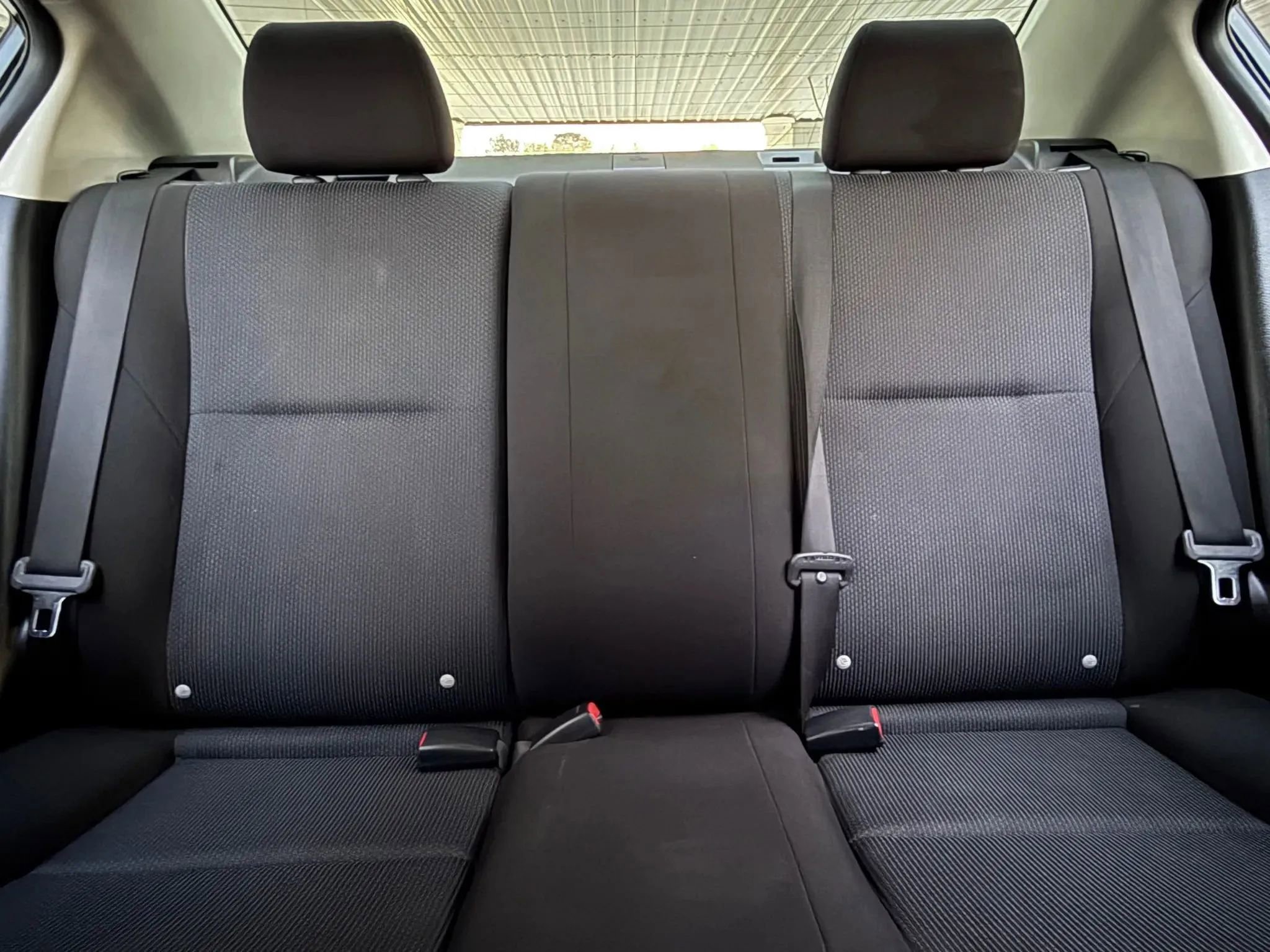 Used 2010 MAZDA MAZDA3 i Sport image 22