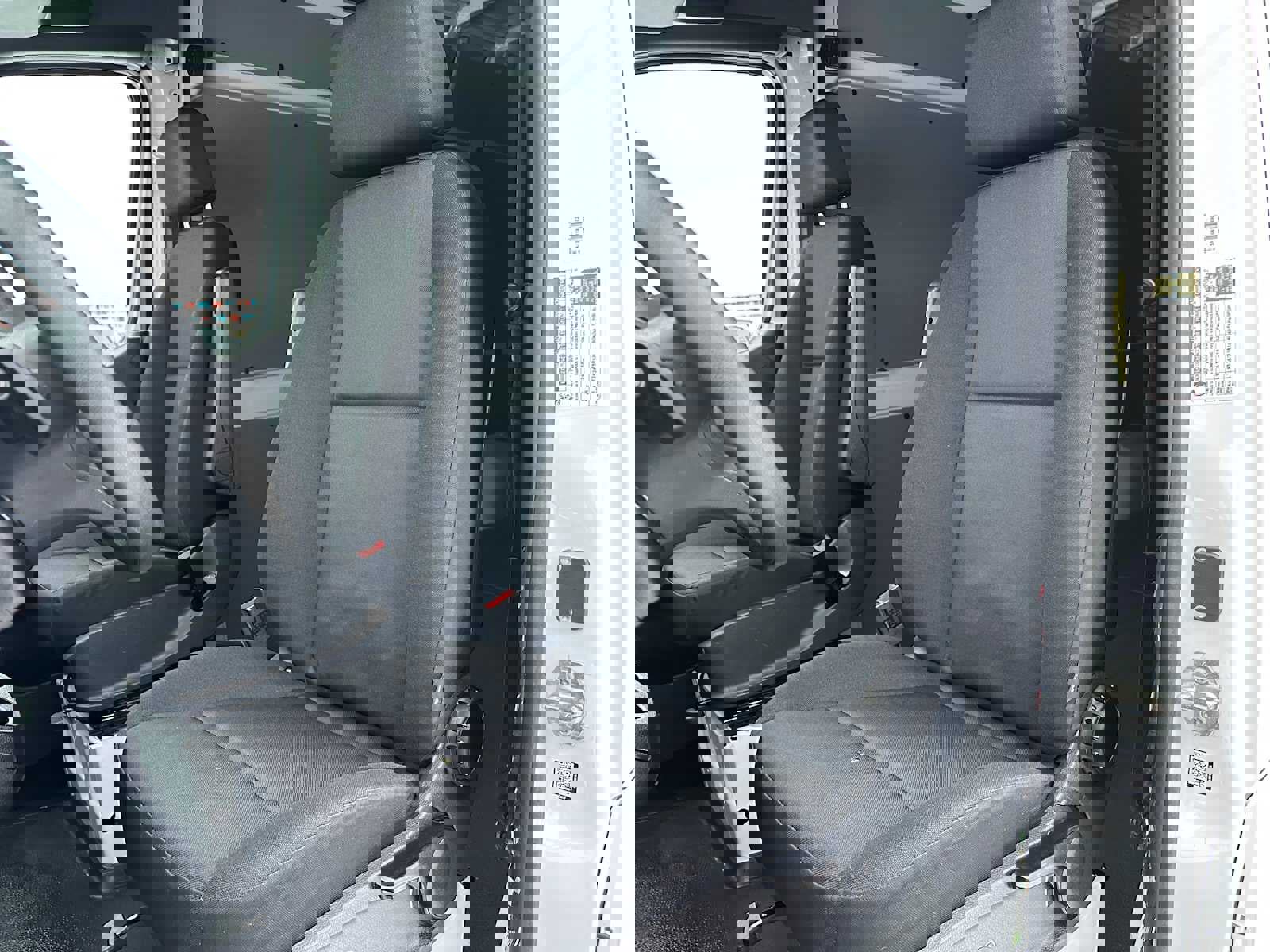 Used 2023 Mercedes-Benz Sprinter 2500 image 24