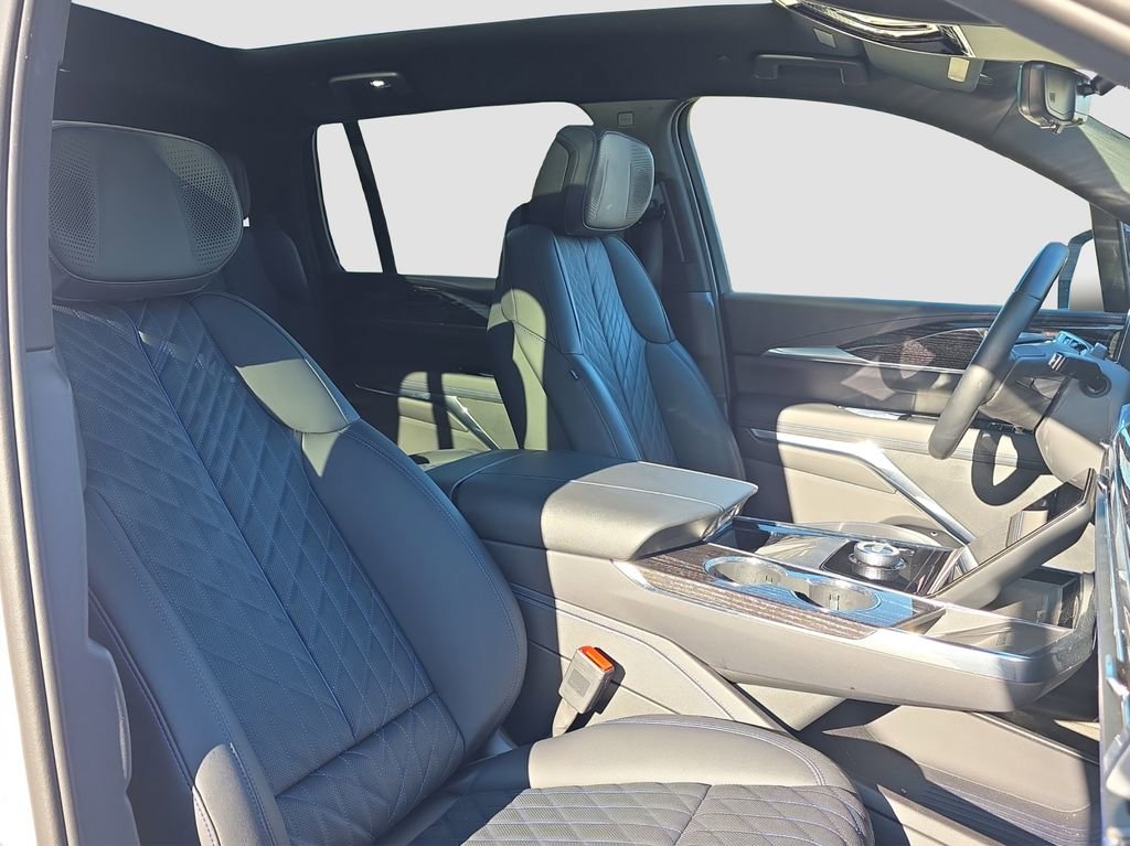 Used 2025 Cadillac Escalade IQ Sport 1 image 19