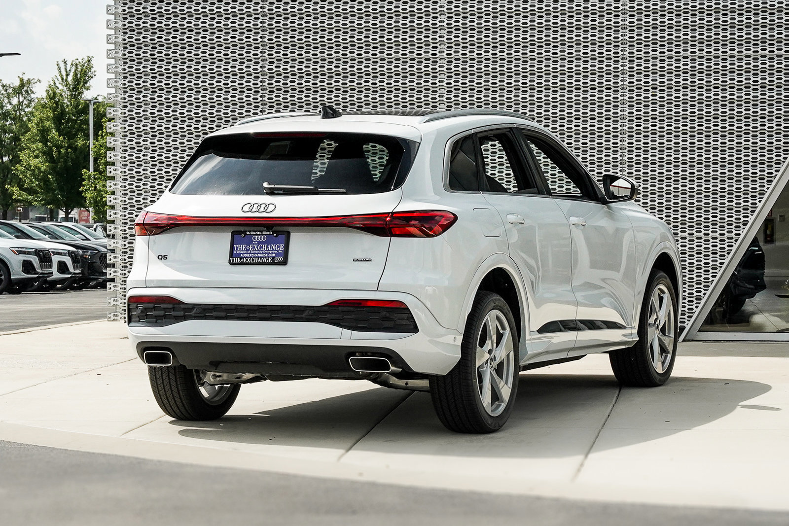 New 2025 Audi Q5 Premium Plus image 3