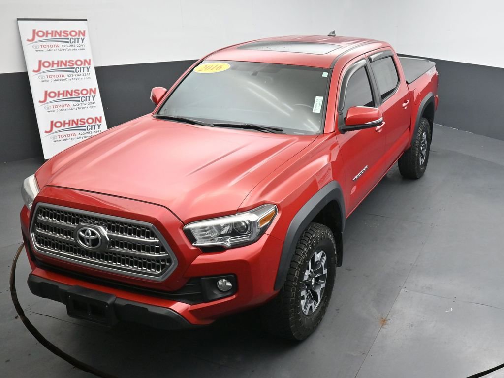 Used 2016 Toyota Tacoma TRD Off-Road w/ Premium & Technology Package image 22