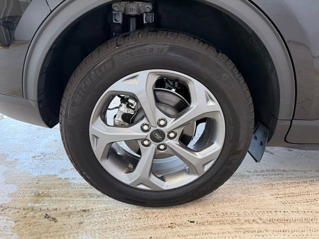 Used 2025 Ford Escape ST-Line w/ Tech Pack #1 AWD/4WD image 31