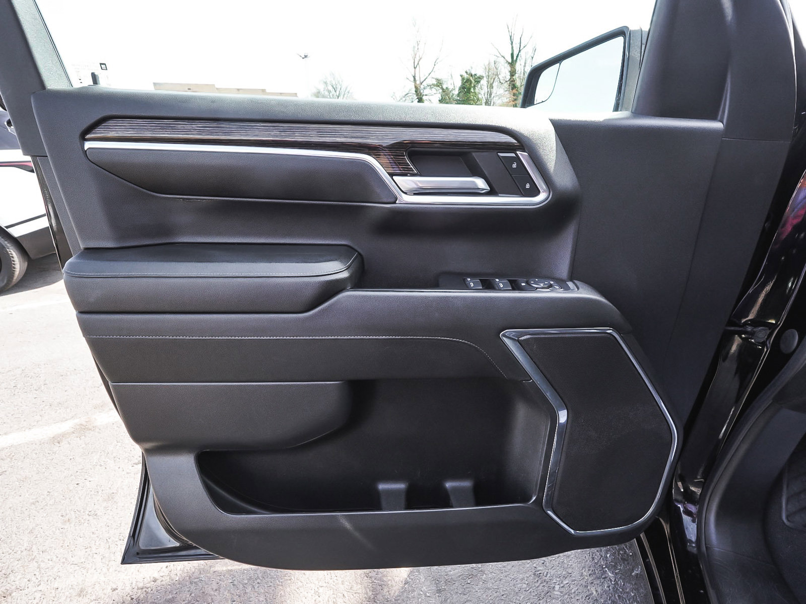 Used 2023 GMC Sierra 1500 Elevation image 9