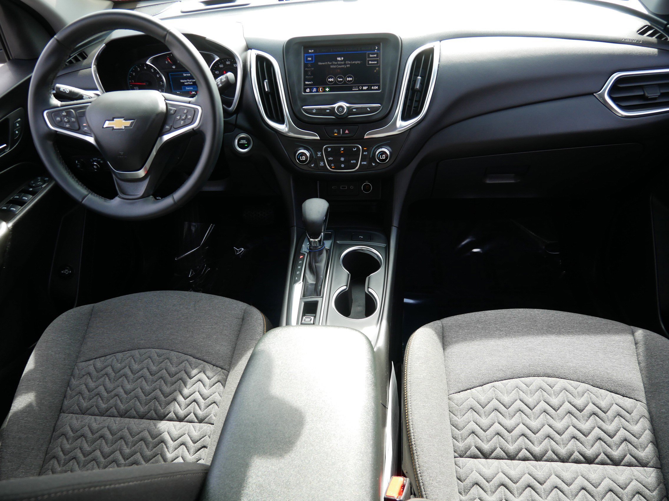 Used 2024 Chevrolet Equinox LT image 10