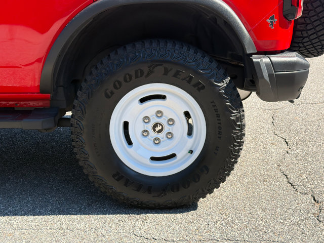 Certified 2023 Ford Bronco Heritage Edition AWD/4WD image 21