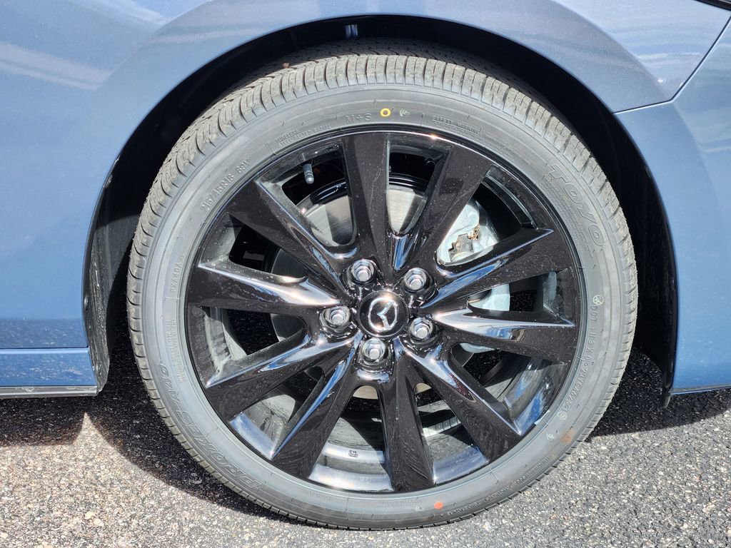 New 2026 MAZDA MAZDA3 Carbon image 30