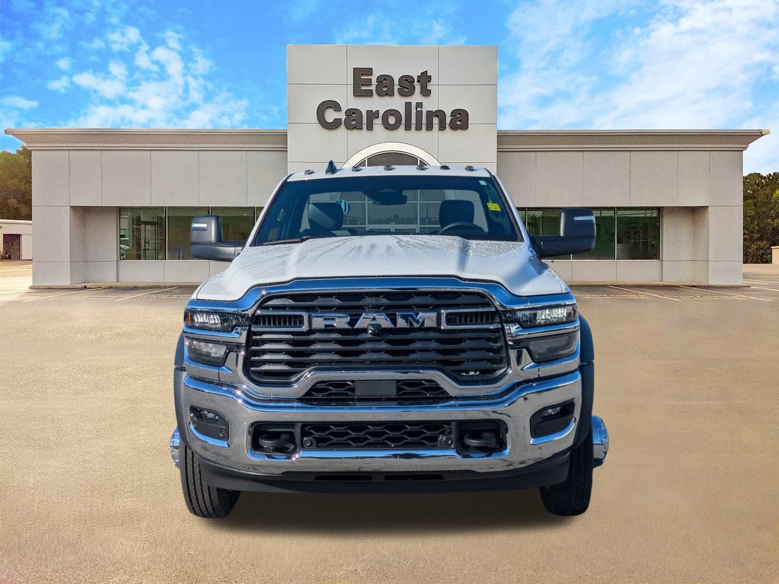 New 2026 RAM 5500 Tradesman image 8