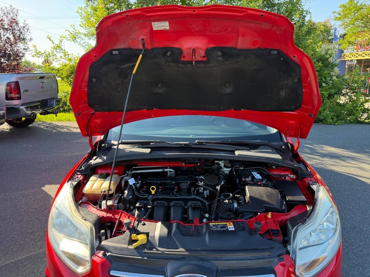 Used 2014 Ford Focus SE FWD image 21