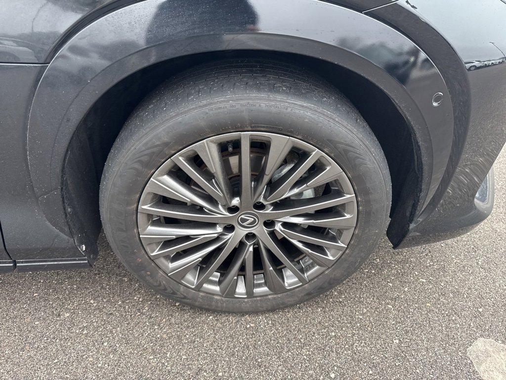 Used 2023 Lexus RZ 450e Premium image 26