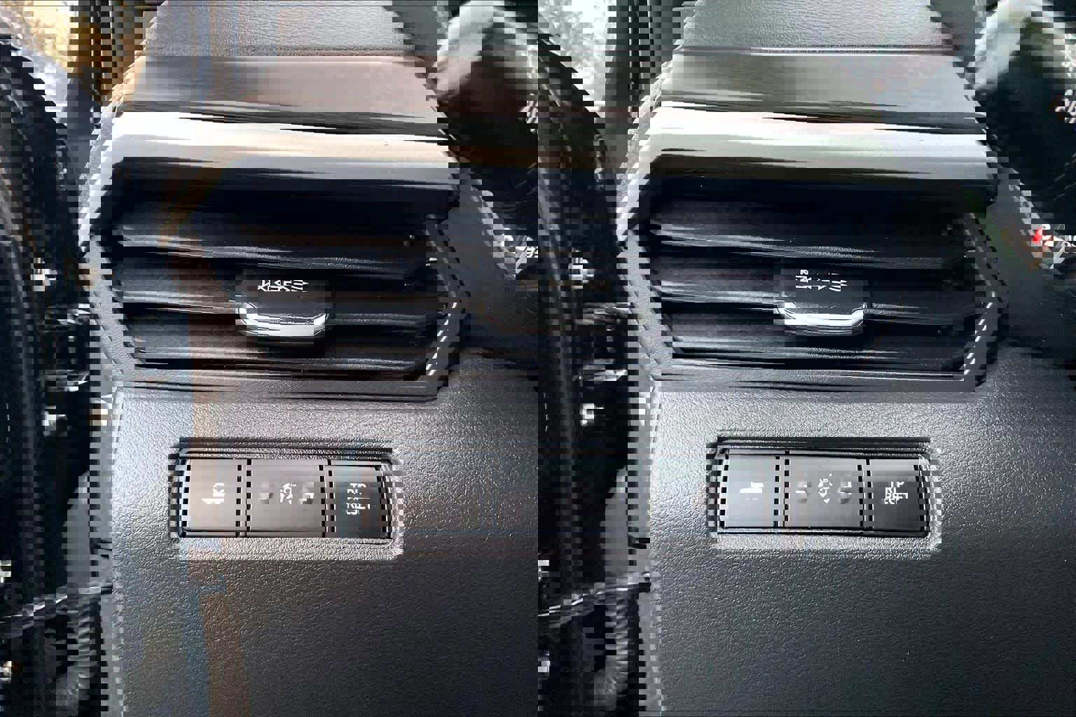 Certified 2024 Nissan Altima 2.5 SV image 33