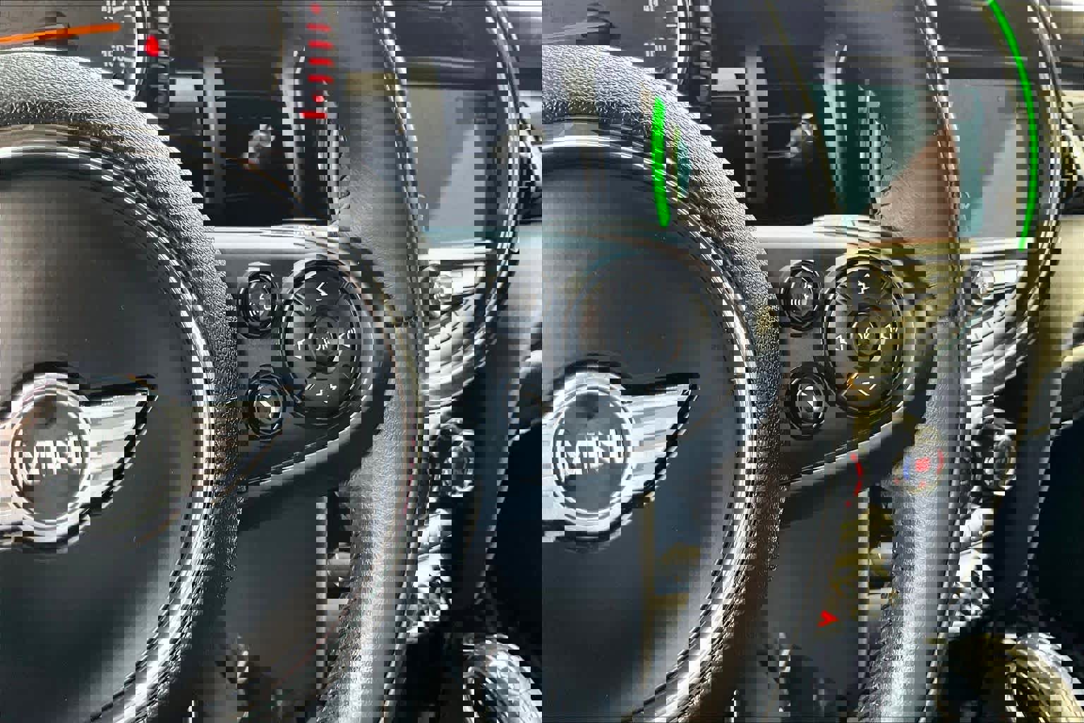 Used 2016 MINI Cooper 2-Door Hardtop image 24