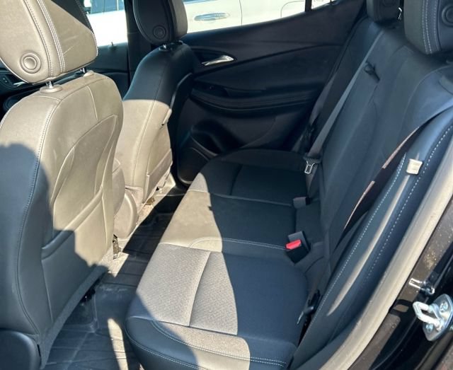 Used 2025 Buick Encore GX Preferred w/ Comfort Package AWD/4WD image 4