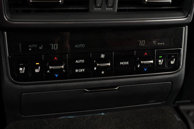 Used 2025 Lexus LX 700h F Sport image 67