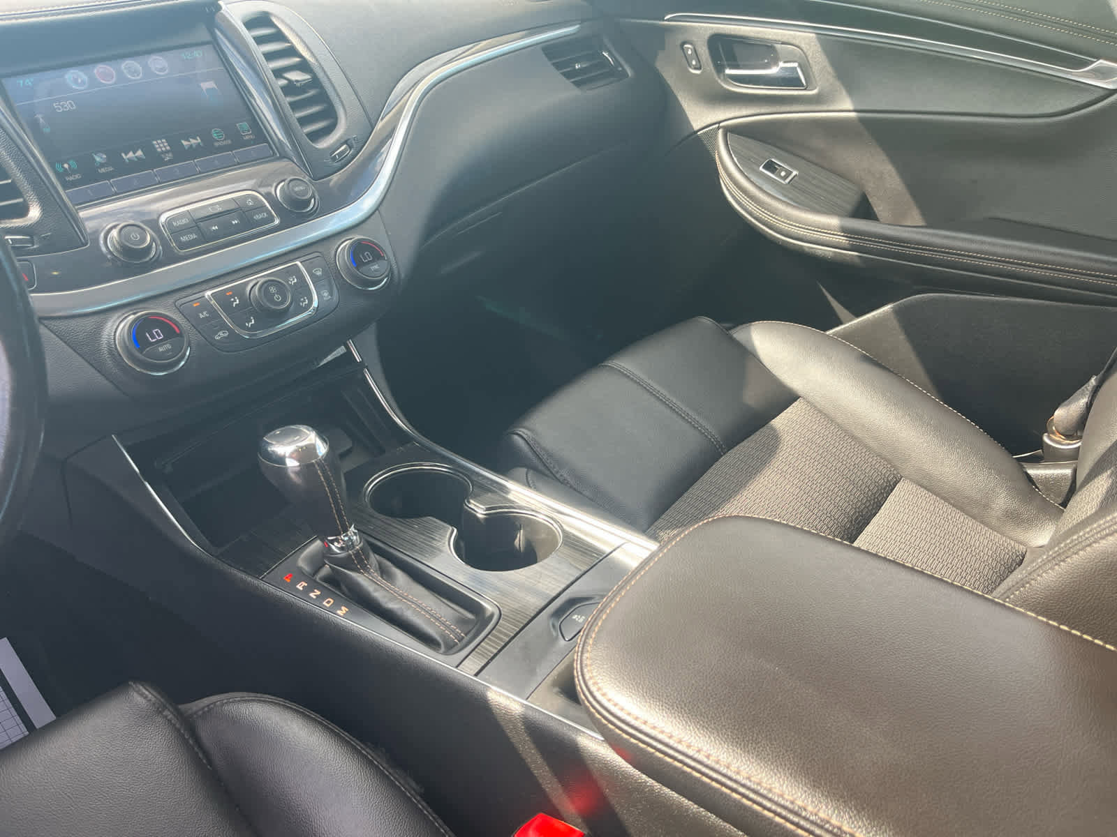 Used 2019 Chevrolet Impala LT FWD image 25