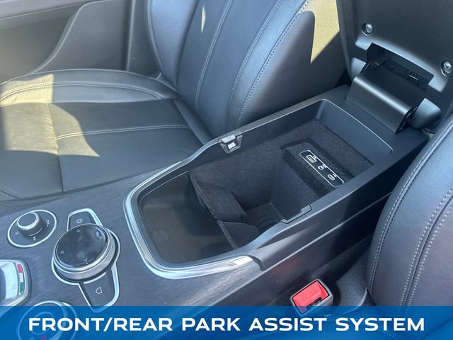 Used 2020 Alfa Romeo Stelvio Sport w/ Quick Order Package 22J Sport AWD/4WD image 26