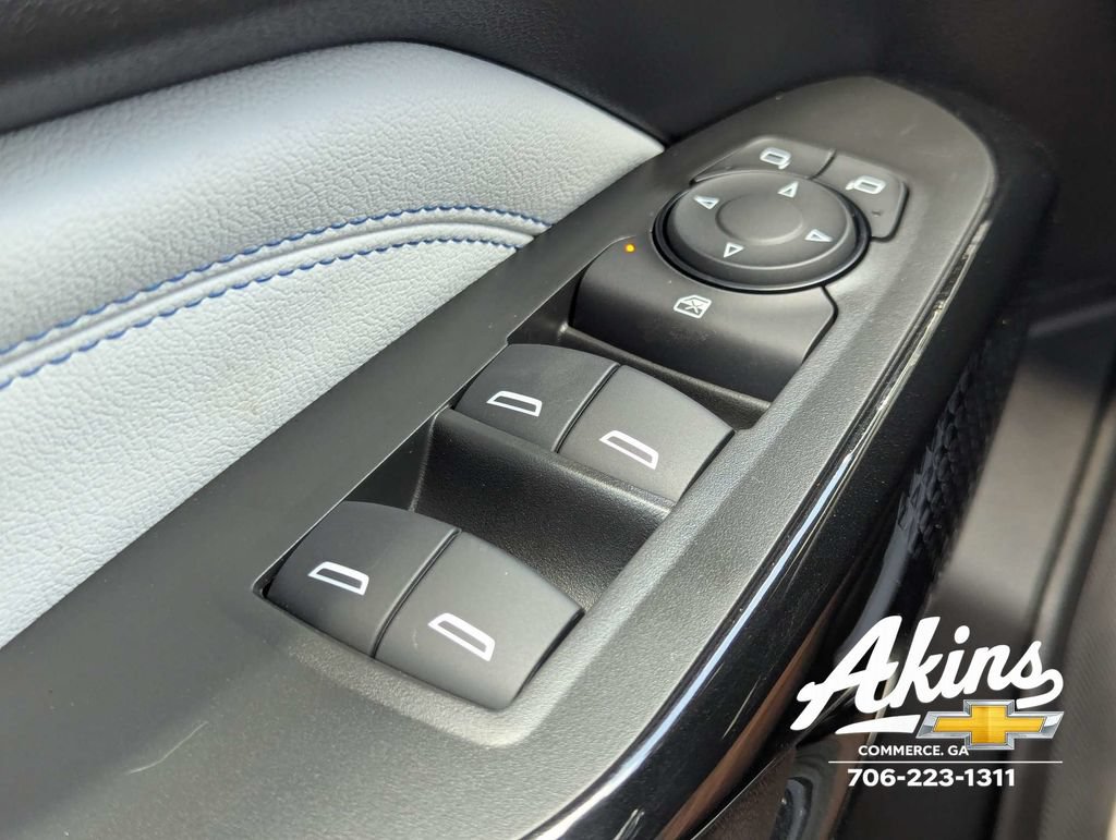 New 2026 Chevrolet Trax LT w/ Sunroof Package FWD image 24