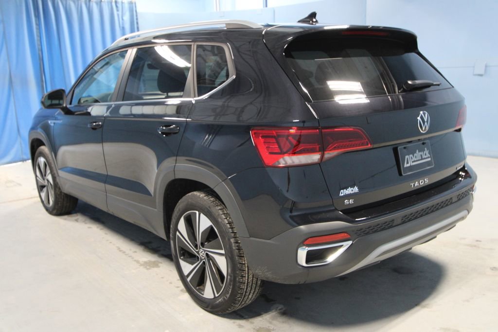 Used 2024 Volkswagen Taos SE image 26