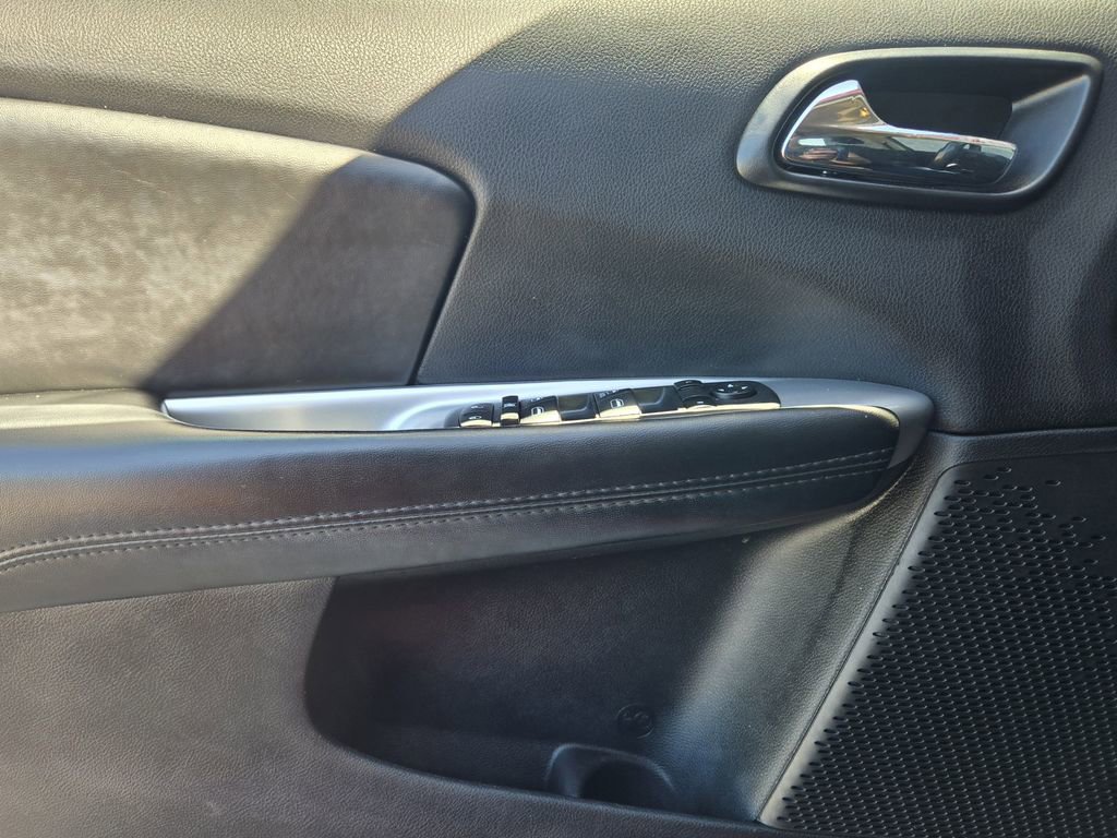 Used 2019 Dodge Journey SE w/ Connectivity Group image 22