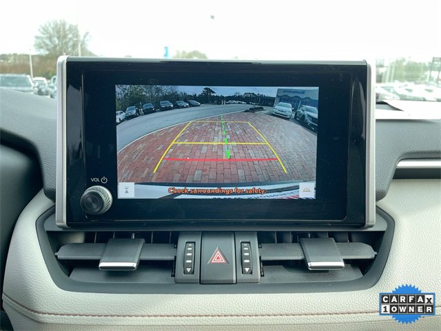 Used 2023 Toyota RAV4 XLE Premium image 19
