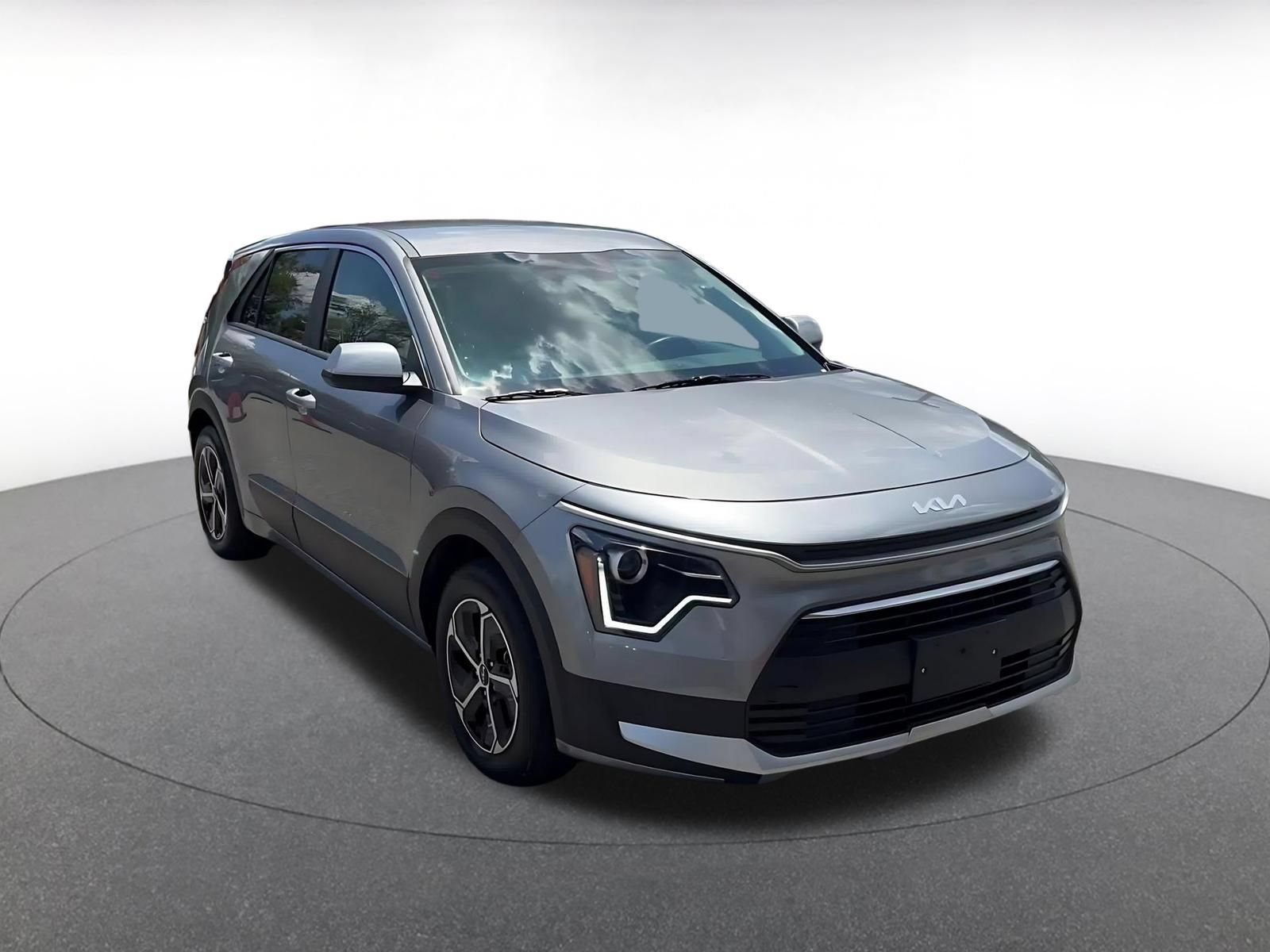 Used 2026 Kia Niro LX FWD video 2